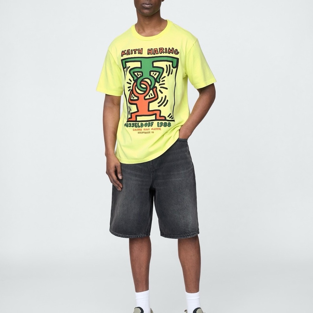 Keith Haring x GAP Düsseldorf 1988 Graphic T-Shirt Yellow Size XL New With Tags - Picture 3 of 7